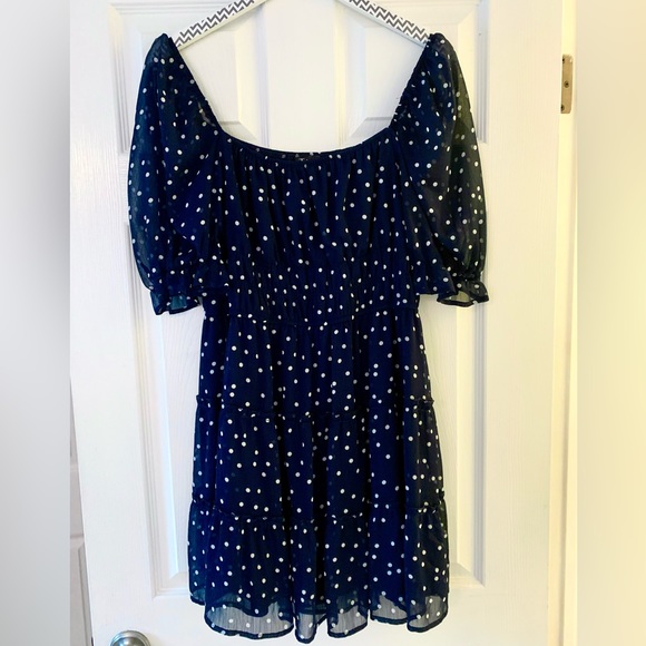 Trix Sleveeless Blouse